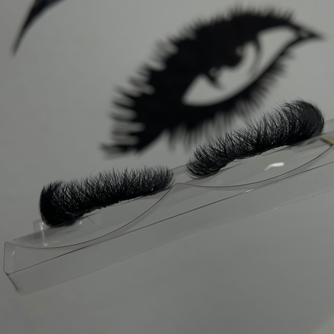 Cat Eye Strip Lash